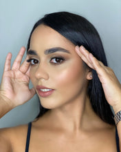 Cargar imagen en el visor de la galería, CURSO DE MAQUILLAJE PROFESIONAL
